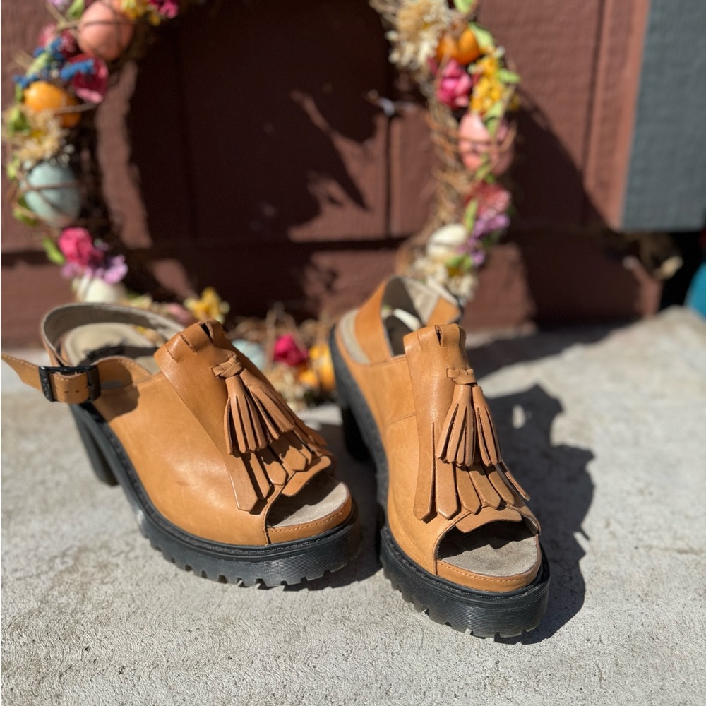 Vintage Dr. Martens leather wedge. Buckle strap.